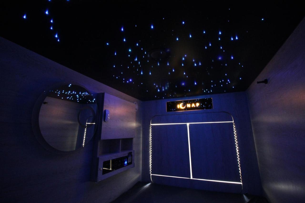 L'Etoile De Mer Mong Kok - Capsule Hotel Kowloon  Exterior photo